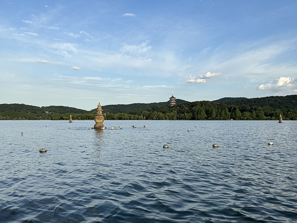 West Lake (Hangzhou)